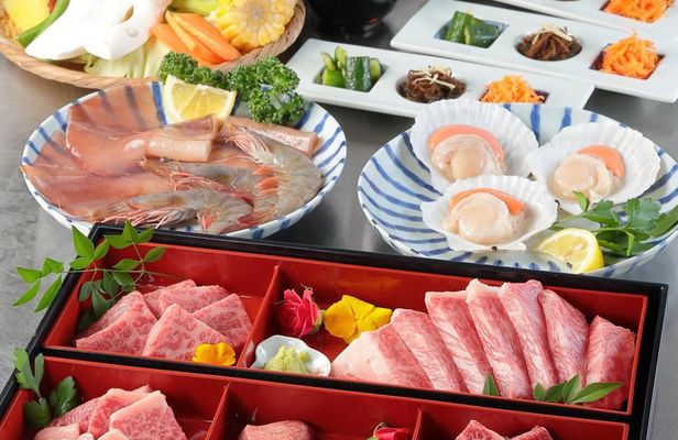 Osaka Rooftop Wagyu BBQ with Unlimited Drinks Kobe Beef Option