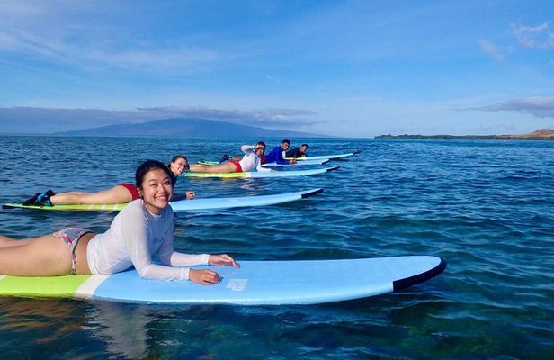 Large Family Surf Lesson Rate for 5+ People at Ukumehame Beach
