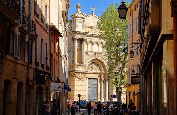 Aix en Provence Walking Tour: Explore Top Sights & Hidden Gems