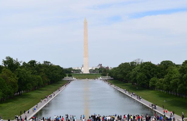 Sherazade's Washington Monuments in Meaning