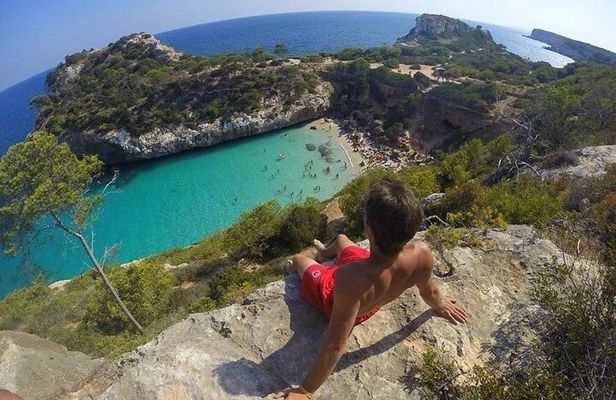 Beach Tour Mallorca Calo des Moro - The Happy Vans