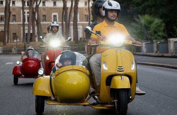 Vespa Sidecar Tour with Pickup from Hotel and Dropoff 90 minutes