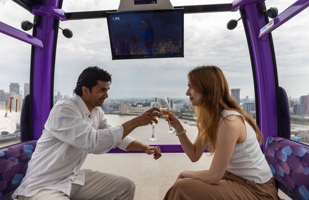 London Cable Car: Champagne Experience
