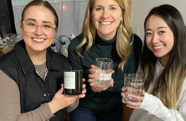 DIY Cocktail Candle and Wine Bottle Cutting Class in Chicago