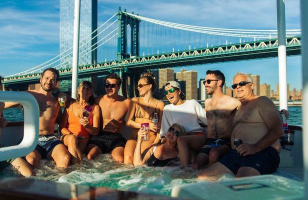 Luxury Hot Tub Boat Around NYC and Statue Private Tub up to 10