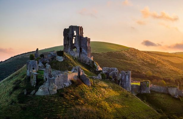 Portland Jurassic Coast Guided Mini Bus Excursions