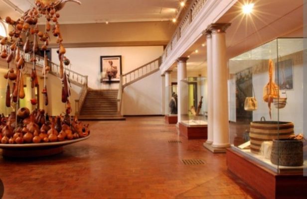 Nairobi National Museum and Snake Park Guided Tour
