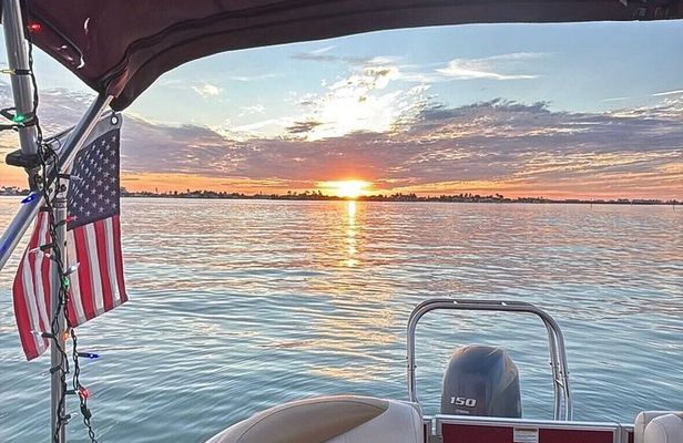 Private Sunset Cruise to John’s Pass with Sandbar Stop & Gulf