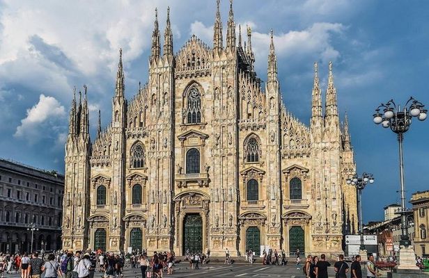Milan Duomo Cathedral and Museum Entry Ticket with Audio Guide