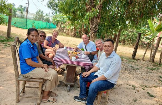 Homestay, Walking Tours, Cooking class, Boat Tours, ...