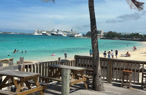 Taste of Nassau: Beachside Food and Drinks Pickup and Drop off