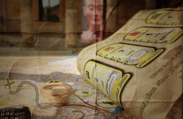 Outdoor Escape Game Berlin Mitte — The Nefertiti Affair