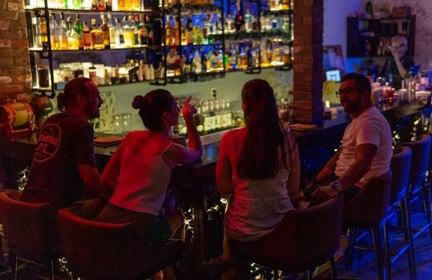 Da Nang Secret Cocktail Experience through Hidden Bars