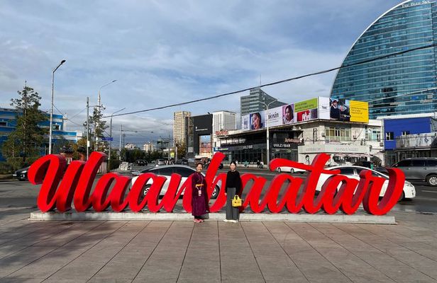 Ulaanbaatar Private Custom Walking Tour With a Local Guide