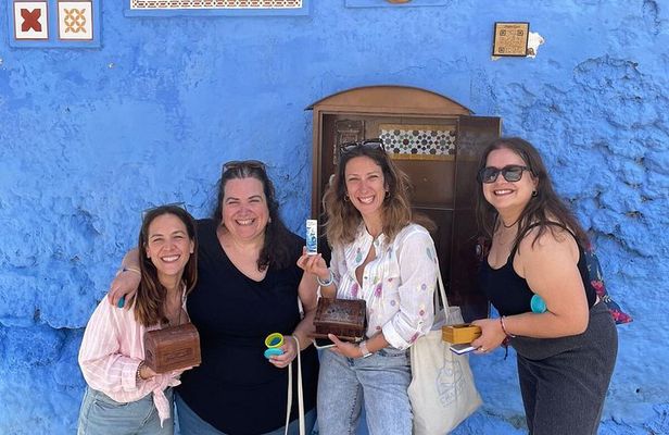 Guided treasure hunt in the medina of Chefchaouen