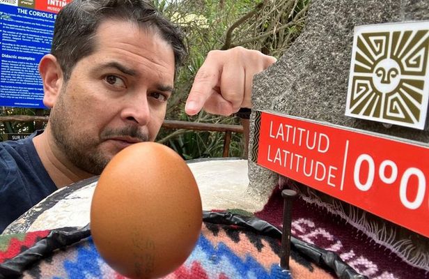 The Best Quito Day Tour - Equator, Empanadas and Old Town