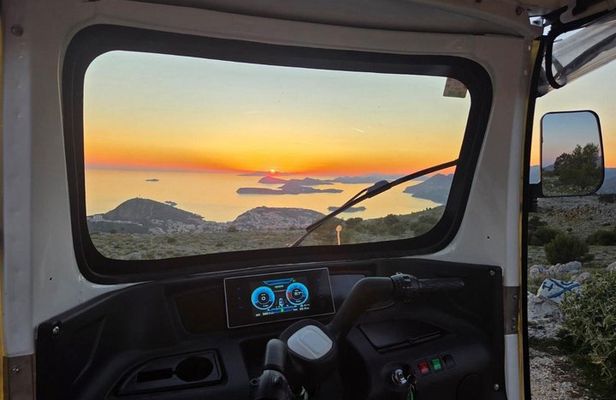 Dubrovnik Tuk Tuk Tour: Best Views & Photo Stops