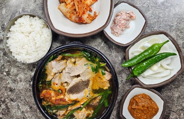 Kimchi Kitchens Busan Food Tour with 10+ Tastings