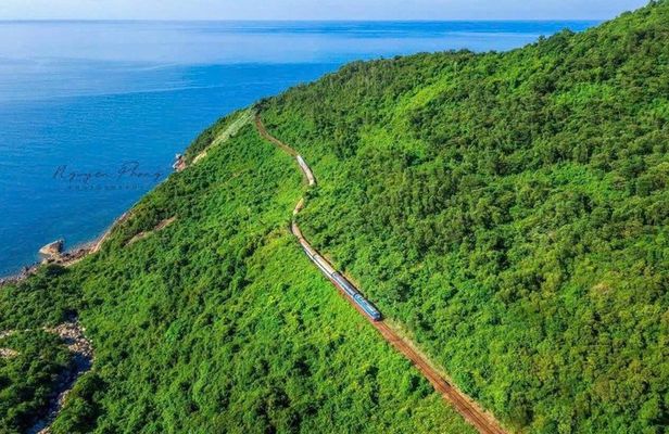 Hue to Hoi An Private Transfer via Hai Van Pass