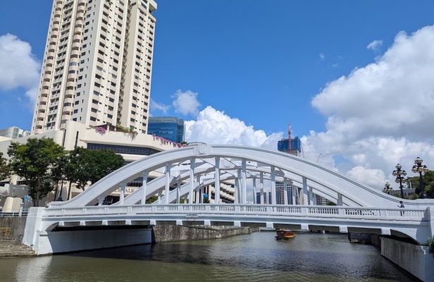Singapore Civic District: A Colonial Walk with Feng Shui Insights