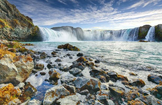 Siglufjörður Akureyri City Goðafoss Waterfall and Black Sand