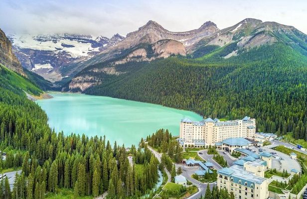Banff: Two Jack Sunrise, Wildlife, Lake Louise & Canyon