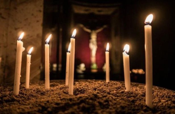 Apostle Paul Footsteps E-Bike Tour Athens with Candle Lighting
