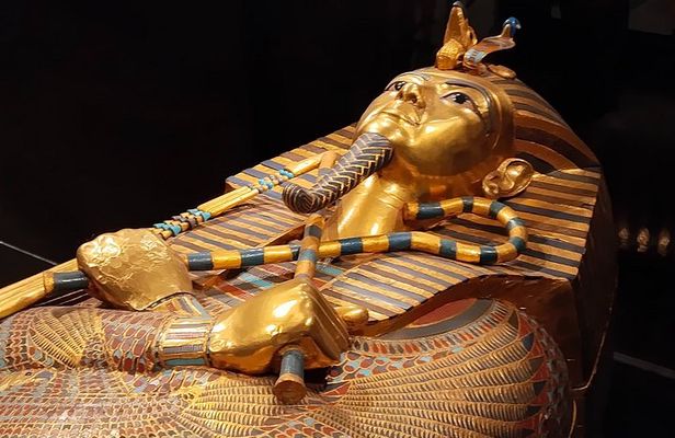 Grand Egyptian Museum Half Day Tour: Tutankhamun & Khufu Boats.
