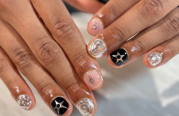 Hoi An Gel Nail Art with Local Beauty Expert