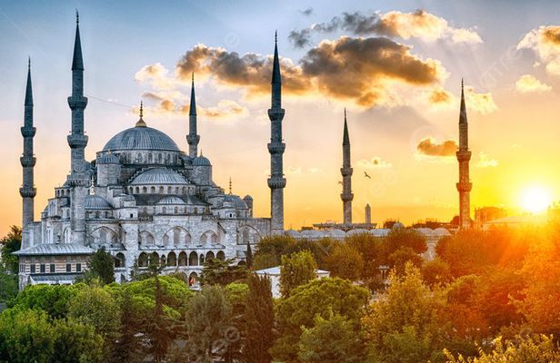 Istanbul Walks: Cultural & Historical Discovery