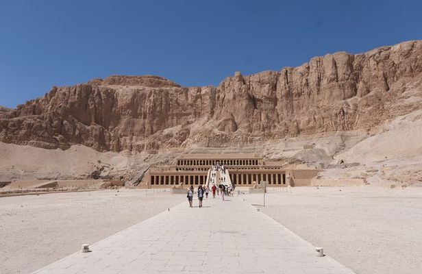 Two days Luxor with the balloon from Hurghada
