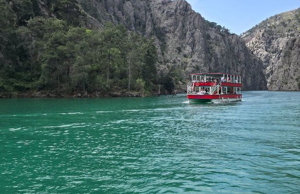 Side Green Canyon Boat Tour with Lunch and Hotel Transfer