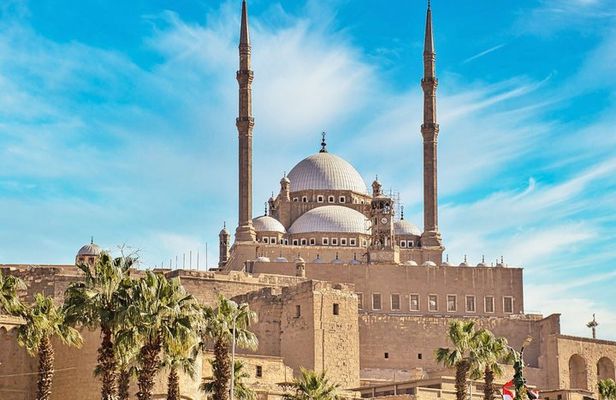 Islamic Cairo: Saladin Citadel & other Mosques Private Day Tour
