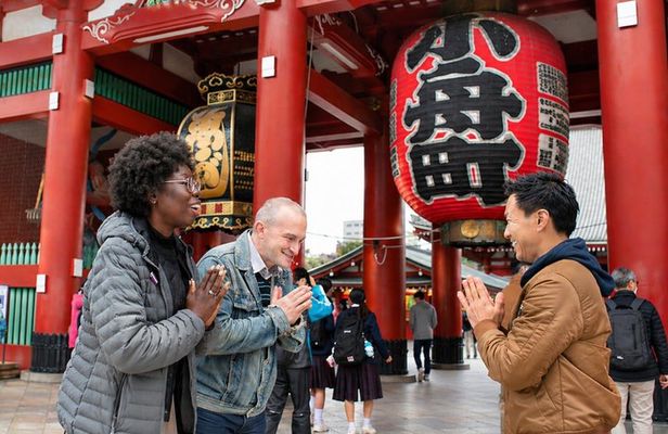 Tokyo Layover Tour with a Local – Private & Tailored to You