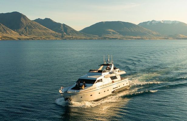 Pacific Jemm 90 Minute Mulled Wine Cruise