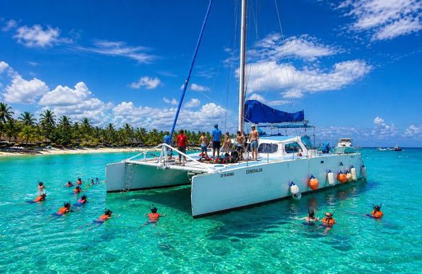 Punta Cana 6Hr Private Sailing Catamaran with Champagne Open Bar