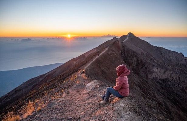 Mount Agung Sunrise Trekking With Local Guide
