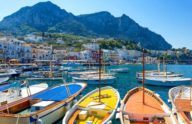 Naples Coastal Boat Cruise with Guide and Lemon Granitata