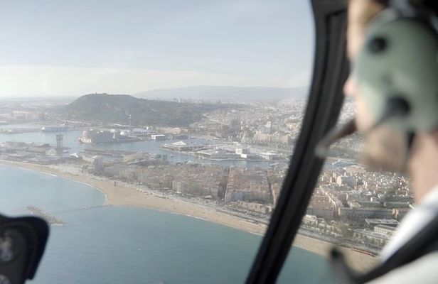 Barcelona Air and Sea Helicopter Tour and Port Cruise