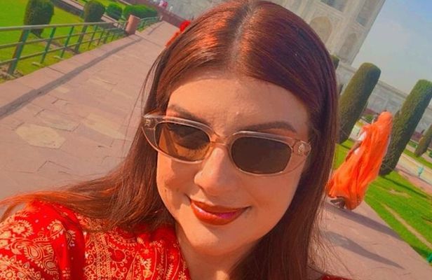 2-Day Private Luxury Tour: Taj Mahal Sunrise Agra from Delhi