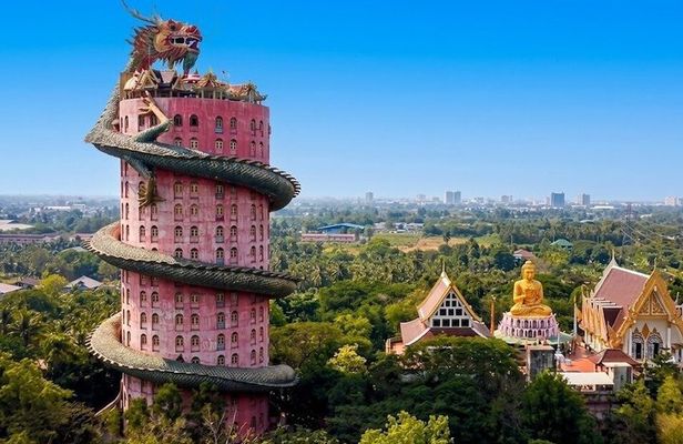 Damnoen Saduak Railway Market and The Iconic Temples Private Tour
