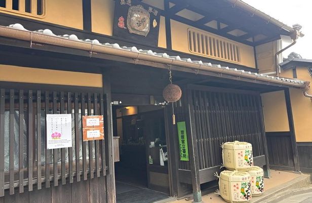 Nara Afternoon Sake Brewery Tour with an Expert Guide & Tastings