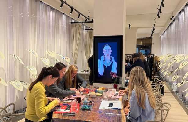 Create Your Own Jewelry in Madrid – Iskin Sisters Masterclass