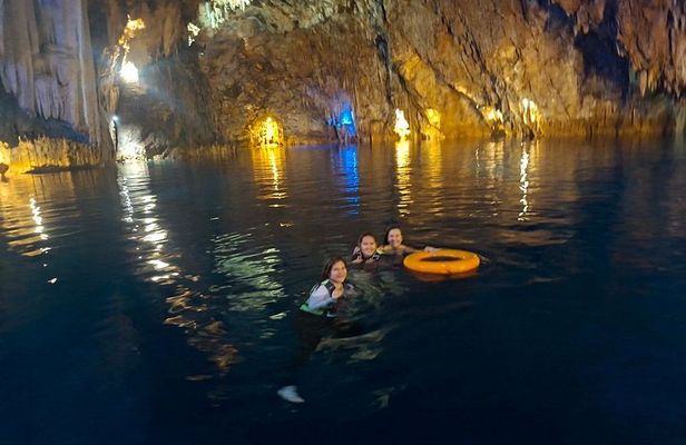 Coron Private Tour with Pukaway Cave