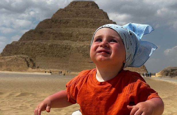 Full day all inclusive GizaPyramids,Sphinx,Saqqara&Dahshour.camel