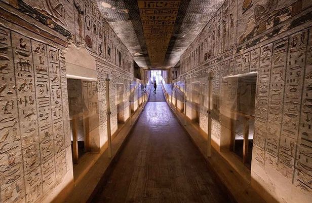 Hurghada Luxor Valley of the Kings small group
