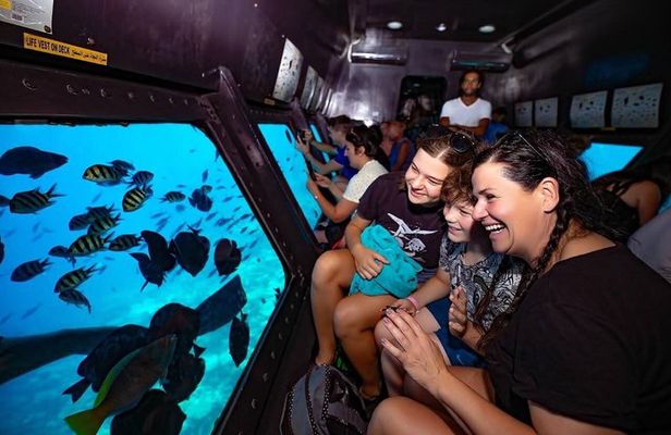Elite Semi Submarine Sea Scope Luxury magawish Island and Pool