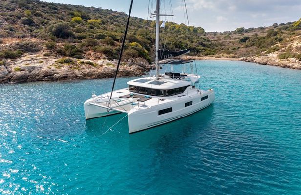 Private Full day Catamaran Cruise on Paros and Antiparos