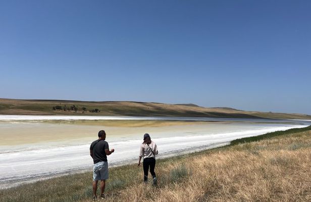 Rainbow Mountains & David Gareja Tour : Georgia’s Semi-Desert