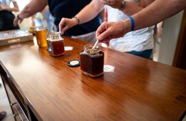 Crete Food & Wine Tour: Olive Oil, Cheese & Wine Tasting